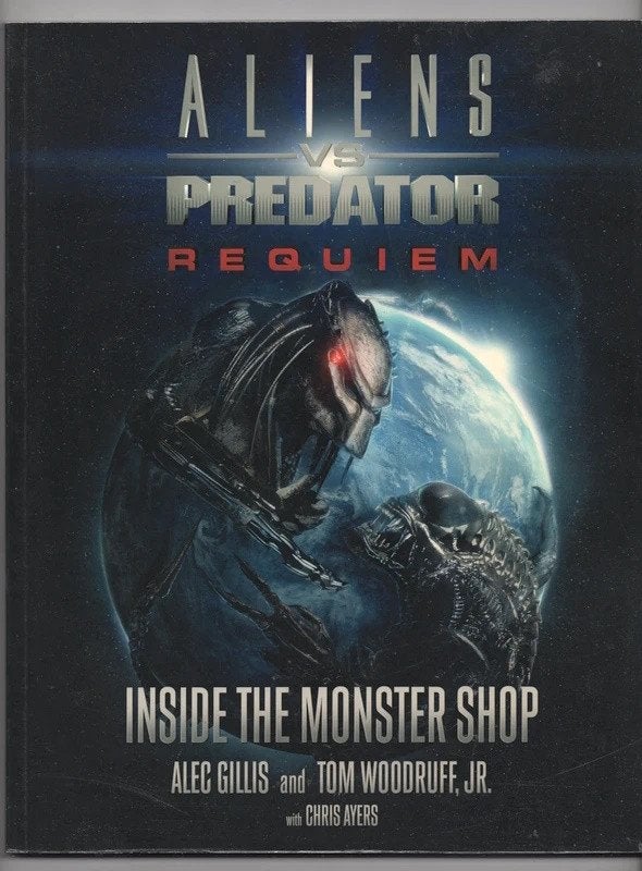 Aliens vs Predator : Inside The Monster Shop, Verzamelen, Film en Tv, Zo goed als nieuw, Ophalen of Verzenden