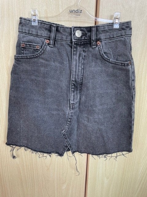 Jupe en jean noir Zara, Kleding | Dames, Ophalen, Zo goed als nieuw, Maat 34 (XS) of kleiner, Boven de knie