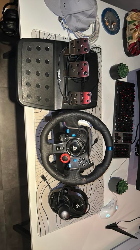 Logitech G29 Driving Force, Enlèvement, Utilisé, Volant ou Accessoire de sport, Xbox Series S