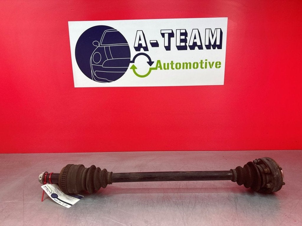 AANDRIJFAS RECHTS ACHTER ABS 1 serie (E82) (|33217523960|), Gebruikt, BMW, Petuelring 130
80809  München, DE, Bayerische Motoren Werke AG