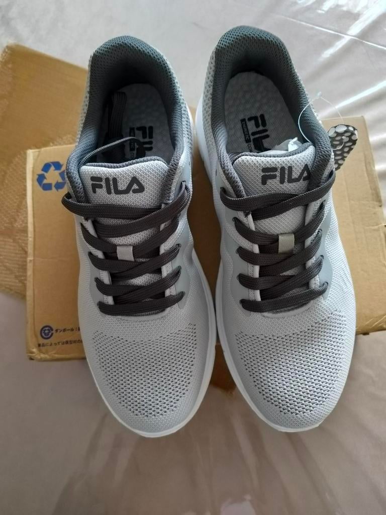 Basket Fila homme neuf T 40, Enlèvement