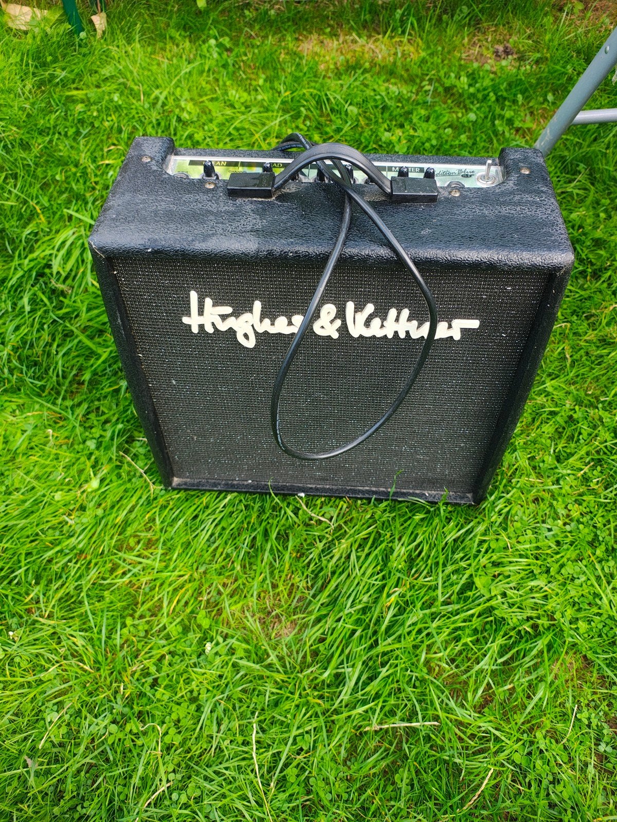 Hughes & Kettner, Enlèvement, Utilisé