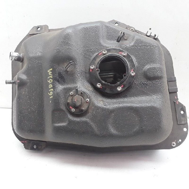 TANK Suzuki Ignis (MF) (01-2016/-), Gebruikt, Suzuki
