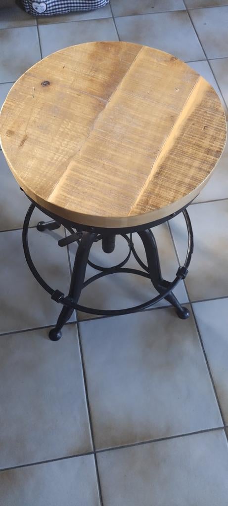 Bureau stoel, Ophalen