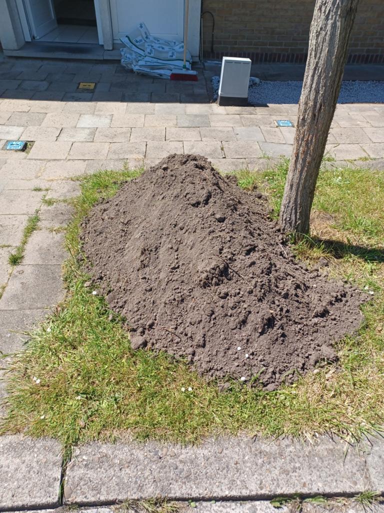 Gratis opvul grond halve kuub, Ophalen