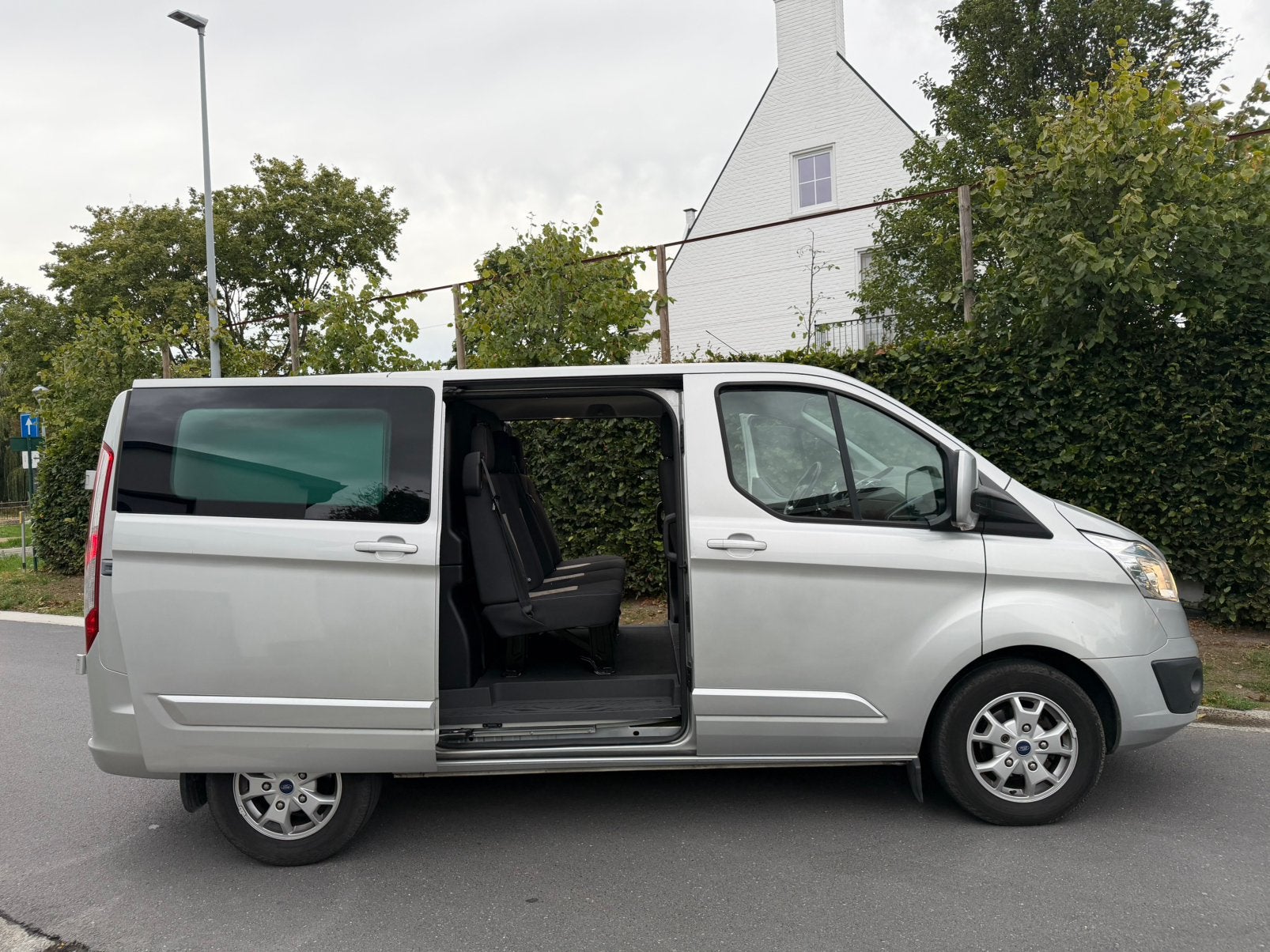 Ford Transit Custom, Dubbele Cabine, slechts 61.000KM, Auto's, Euro 5, 6 deurs, Ford, Zilver of Grijs