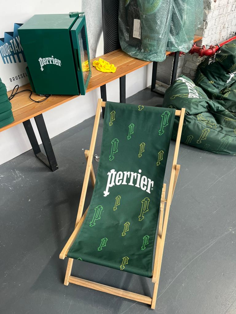 Perrier ligstoel / strandstoel – limited edition, Tuin en Terras, Gras en Kunstgras, Zo goed als nieuw, Ophalen