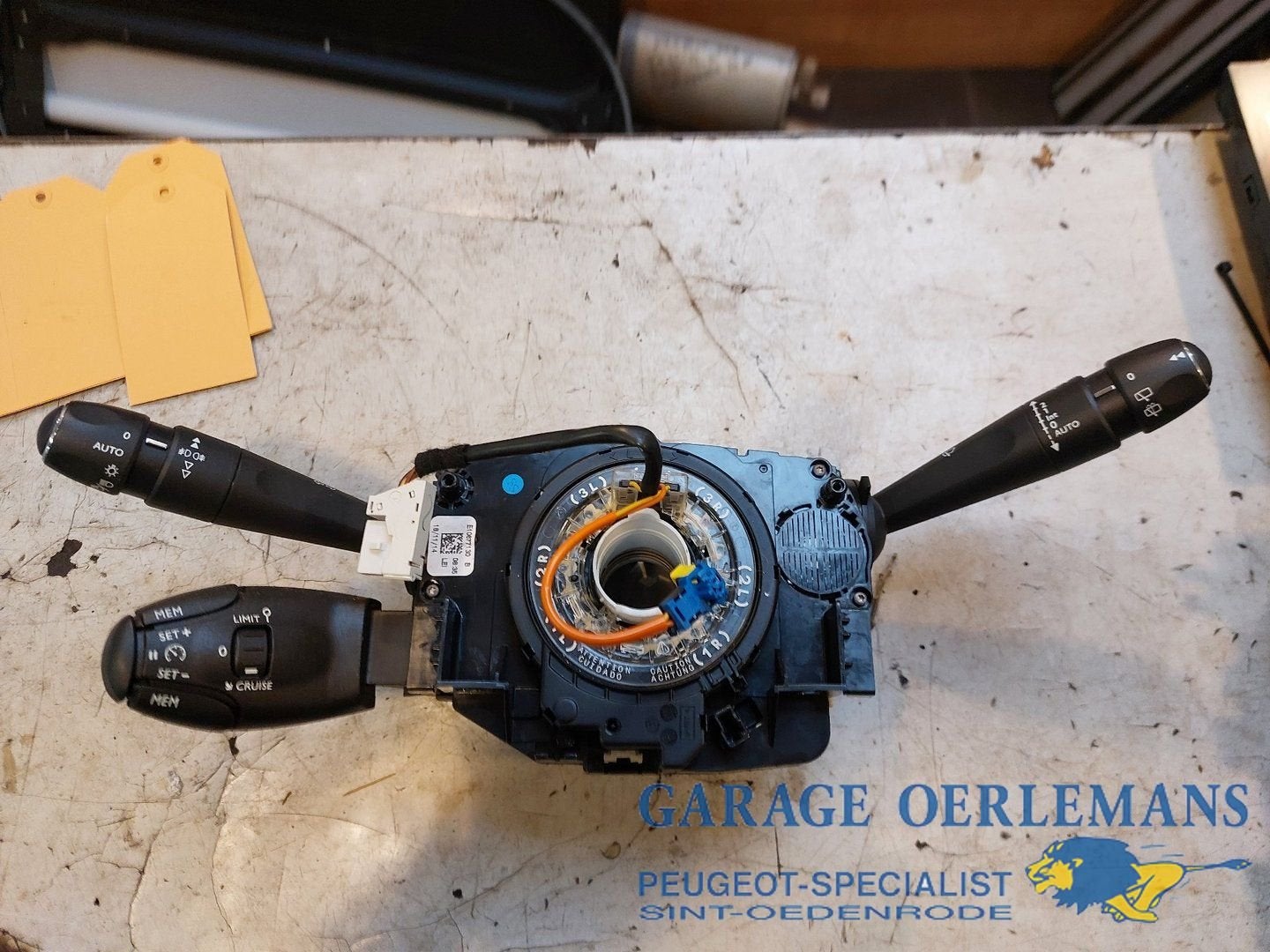 combischakelaar stuurkolom peugeot 308 sw t9 98110239ZD, Gebruikt, -, -, ARN erkend