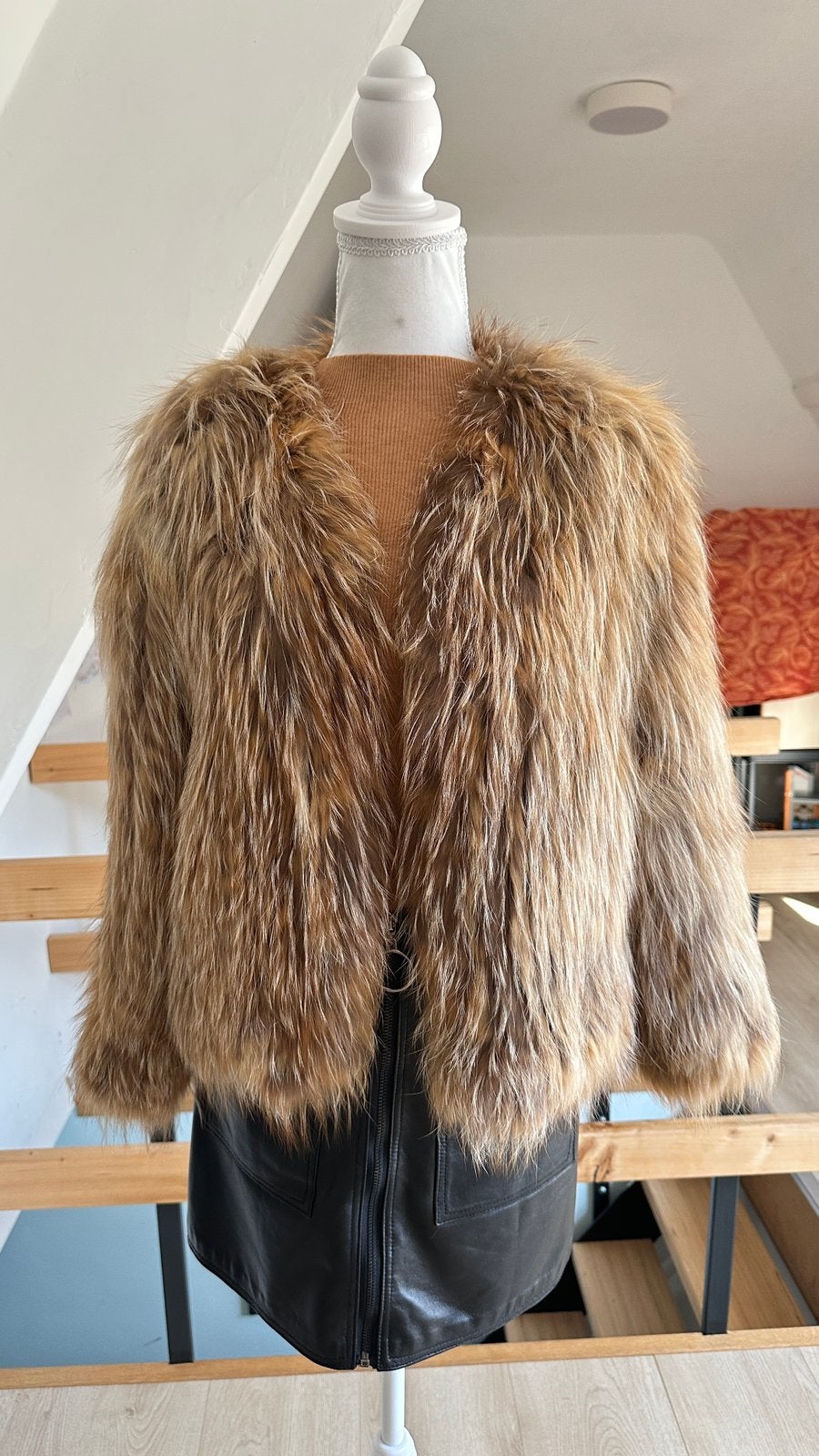 Manteau en fourrure de raton laveur, Enlèvement ou Envoi, Neuf, Taille 36 (S), Brun
