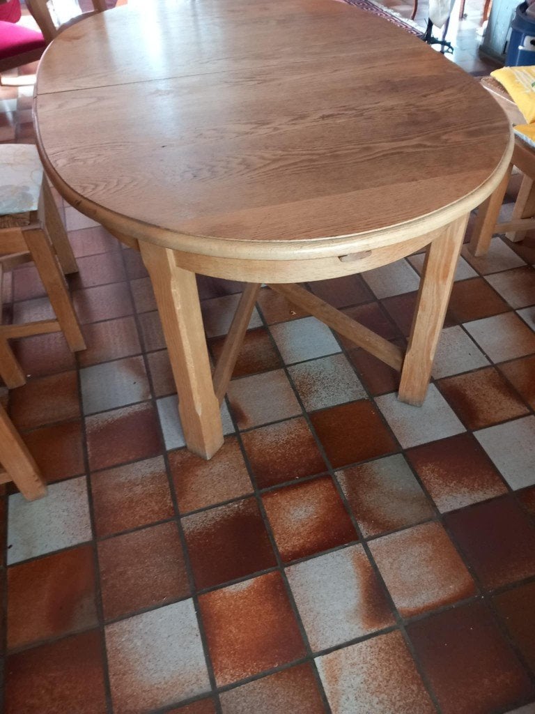 Table ovale, Maison & Meubles, Comme neuf, Enlèvement, 50 à 100 cm, Chêne