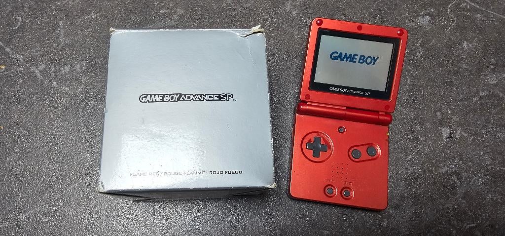 Gameboy SP rood in doos, Ophalen of Verzenden, Gebruikt