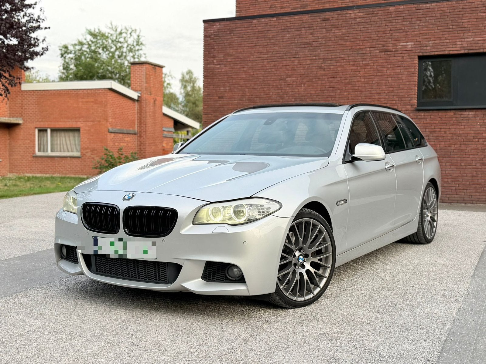BMW 535d | F11 313pk | M-Pack | Pano, Auto's, BMW, Automaat, Euro 5, 5 deurs, Zilver of Grijs