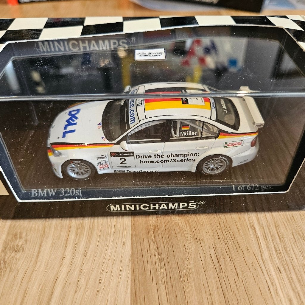 Minichamps BMW 320si BMW Team Germany WTCC 2007 num 2, Enlèvement ou Envoi, Neuf, Voiture, MiniChamps