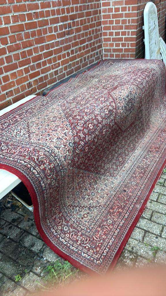 2 grote tapijten te koop – 300 x 200 cm, Maison & Meubles, Ameublement | Tapis & Moquettes, Rouge, 200 cm ou plus, 150 à 200 cm