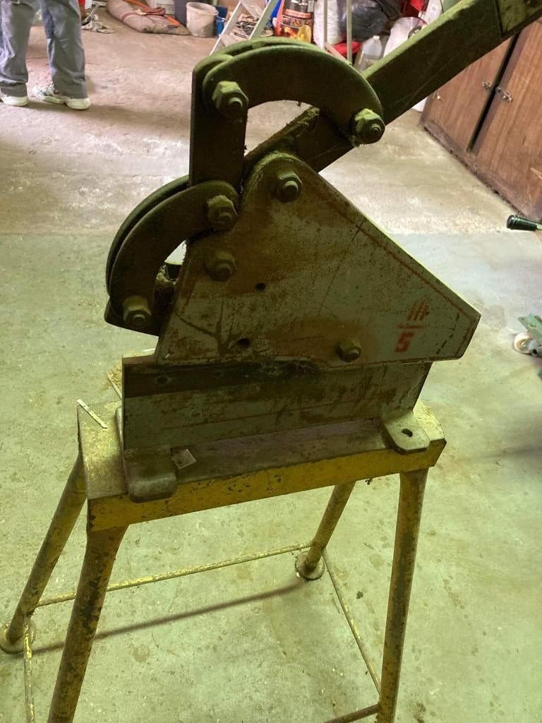 Cisaille sur pied,, Bricolage & Construction, Enlèvement, Utilisé