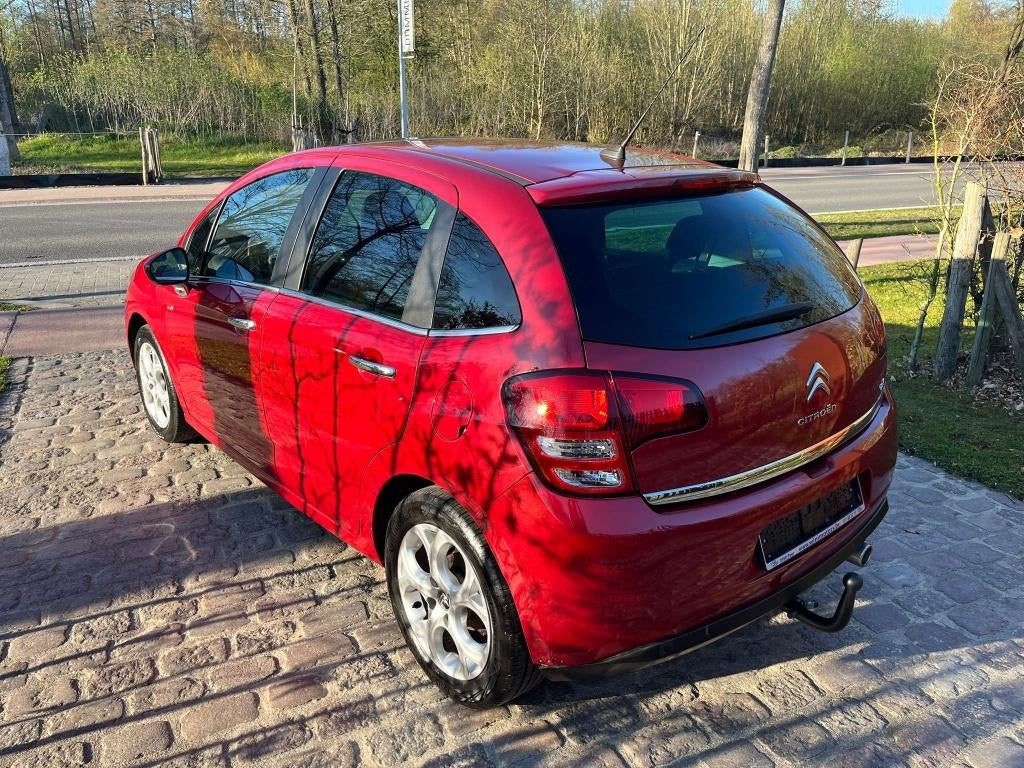 Citroën C3 1.6 HDI Exclusive / 246.679 km / Euro 5, Autos, Citroën, Rouge, Euro 5, Achat, 5 portes