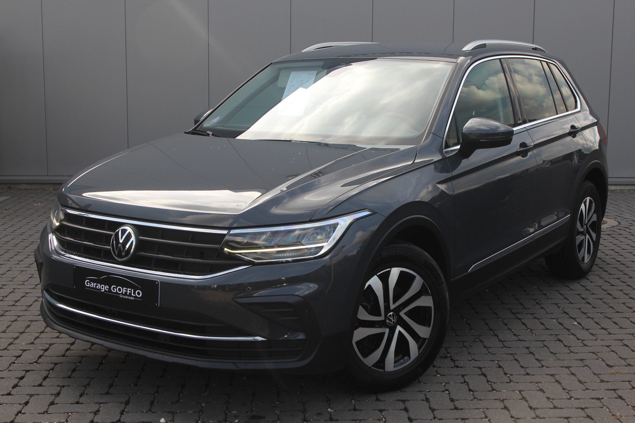 Volkswagen Tiguan 1.5TSI ACTIVE - 116.795KM - 2021, Auto's, Voorwielaandrijving, Stof, 4 cilinders, https://public.car-pass.be/vhr/29acb6a4-dcc3-493e-805b-0d7badff00b4