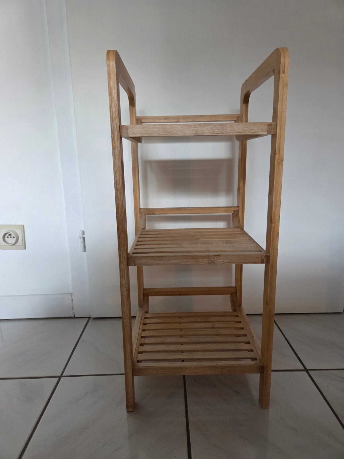 Bamboe kast, Huis en Inrichting, Badkamer | Badkamermeubels, Ophalen