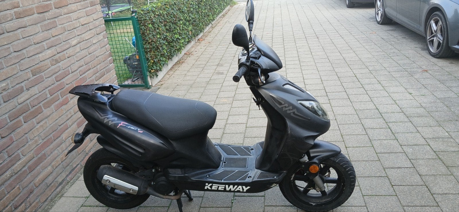 keeway fact a klasse met deel 1 en deel 2, Fietsen en Brommers, Ophalen, Gebruikt, 0 versnellingen, Klasse A (25 km/u)