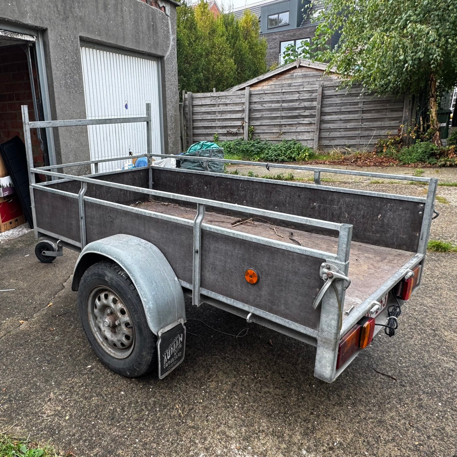 Remoque / aanhangwagen in goede staat, Enlèvement, Comme neuf