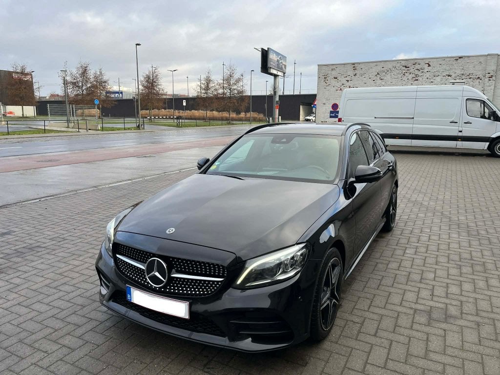 Mercedes - Benz c 200d Facelift 9G-tronic AMG packet, Auto's, Automaat, Achterwielaandrijving, 4 cilinders, Zwart