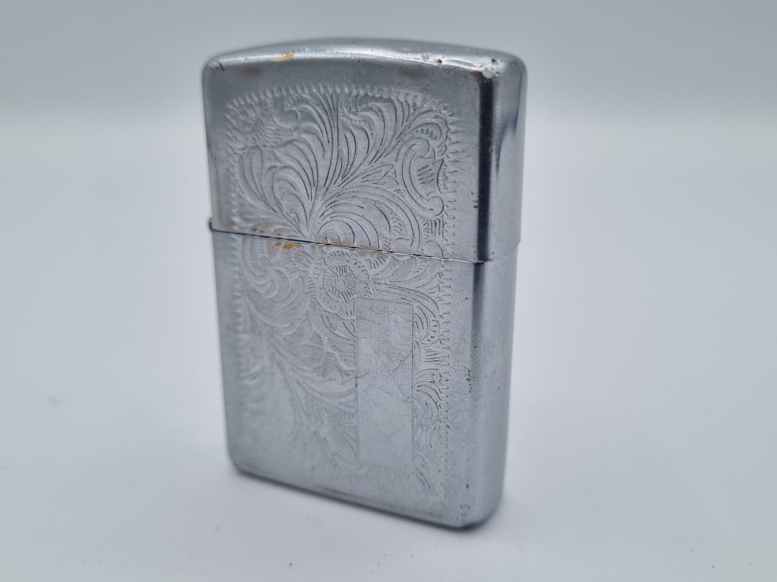 Briquet Zippo Venetian Chrome 1992, Collections, Articles de fumeurs, Briquets & Boîtes d'allumettes, Comme neuf, Briquet, Envoi