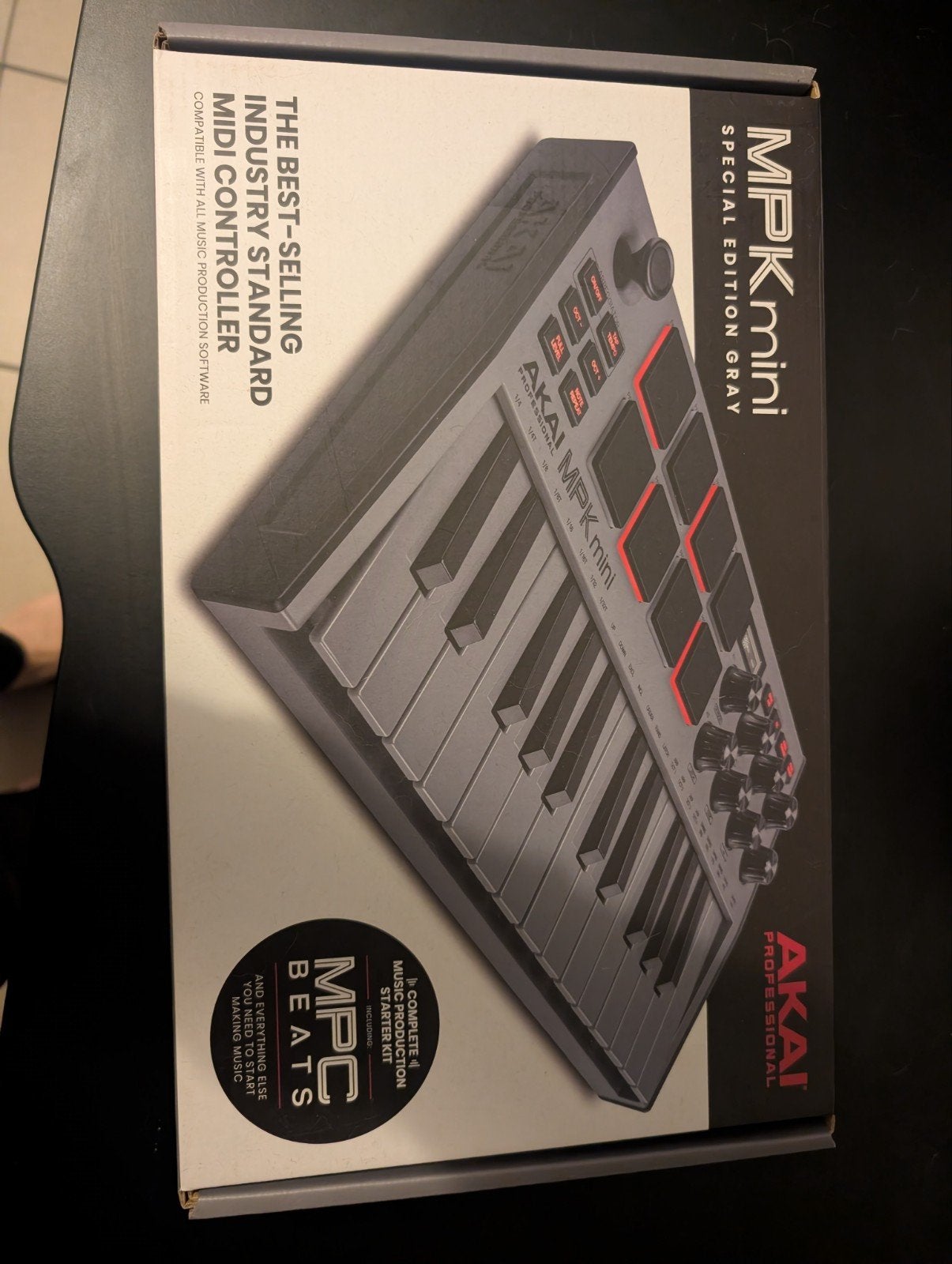 Akai mpk mini Grey/Black, Muziek en Instrumenten, Midi-apparatuur, Ophalen