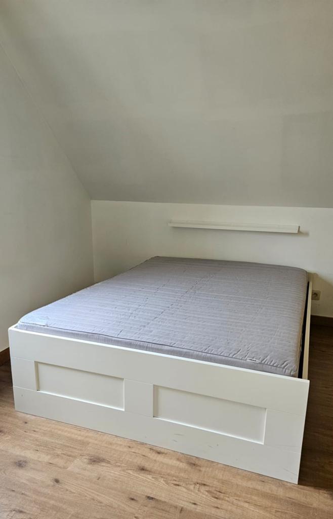 Lit double 140x200,  matelas inclus, Enlèvement, Blanc