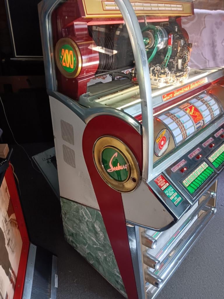 Jukebox  seeburg V200, Enlèvement, Seeburg
