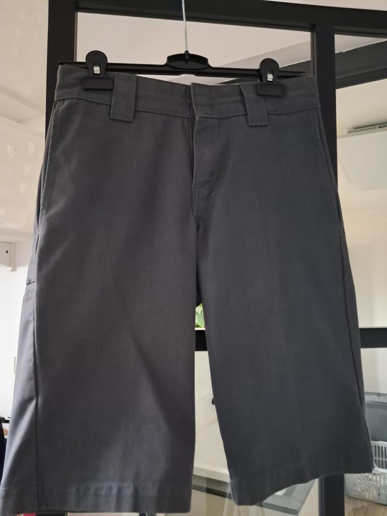 Mooie korte broek Dickies maat  28, Ophalen