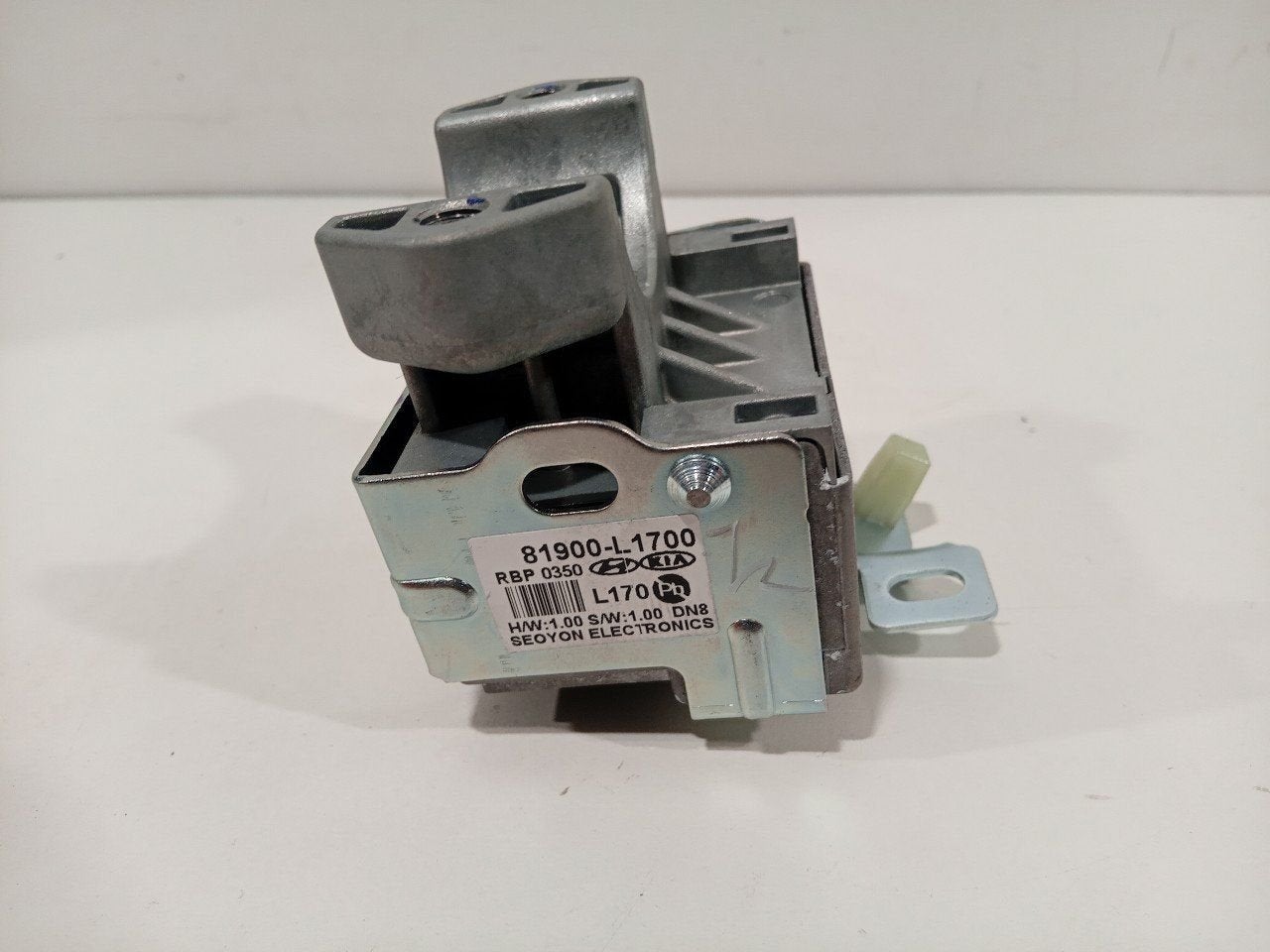 Contactslot + sleutel Hyundai Tucson, Auto-onderdelen, Onderdelen@venauto.nl, Van der Ven Autorecycling B.V., Gebruikt, Ettenseweg 76, 4706 PB Roosendaal, The Netherlands