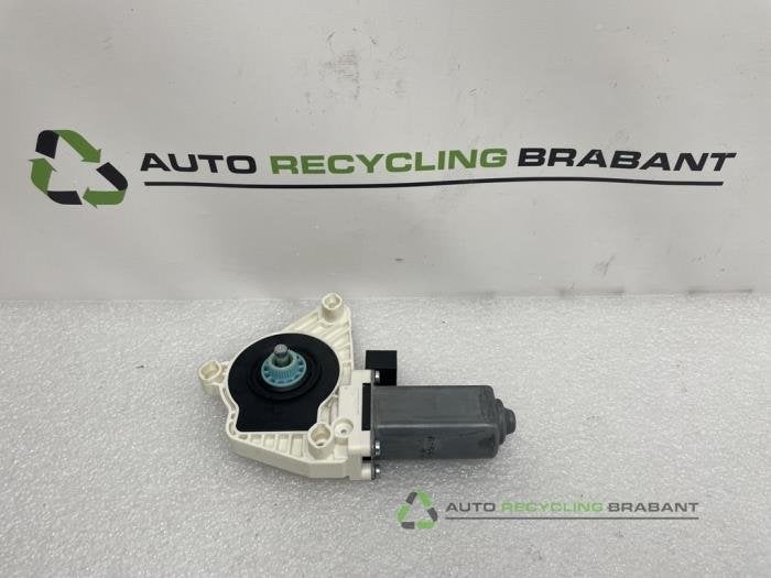 Moteur de vitre portière d'un Volkswagen Golf, -, 3 mois de garantie, Utilisé, -