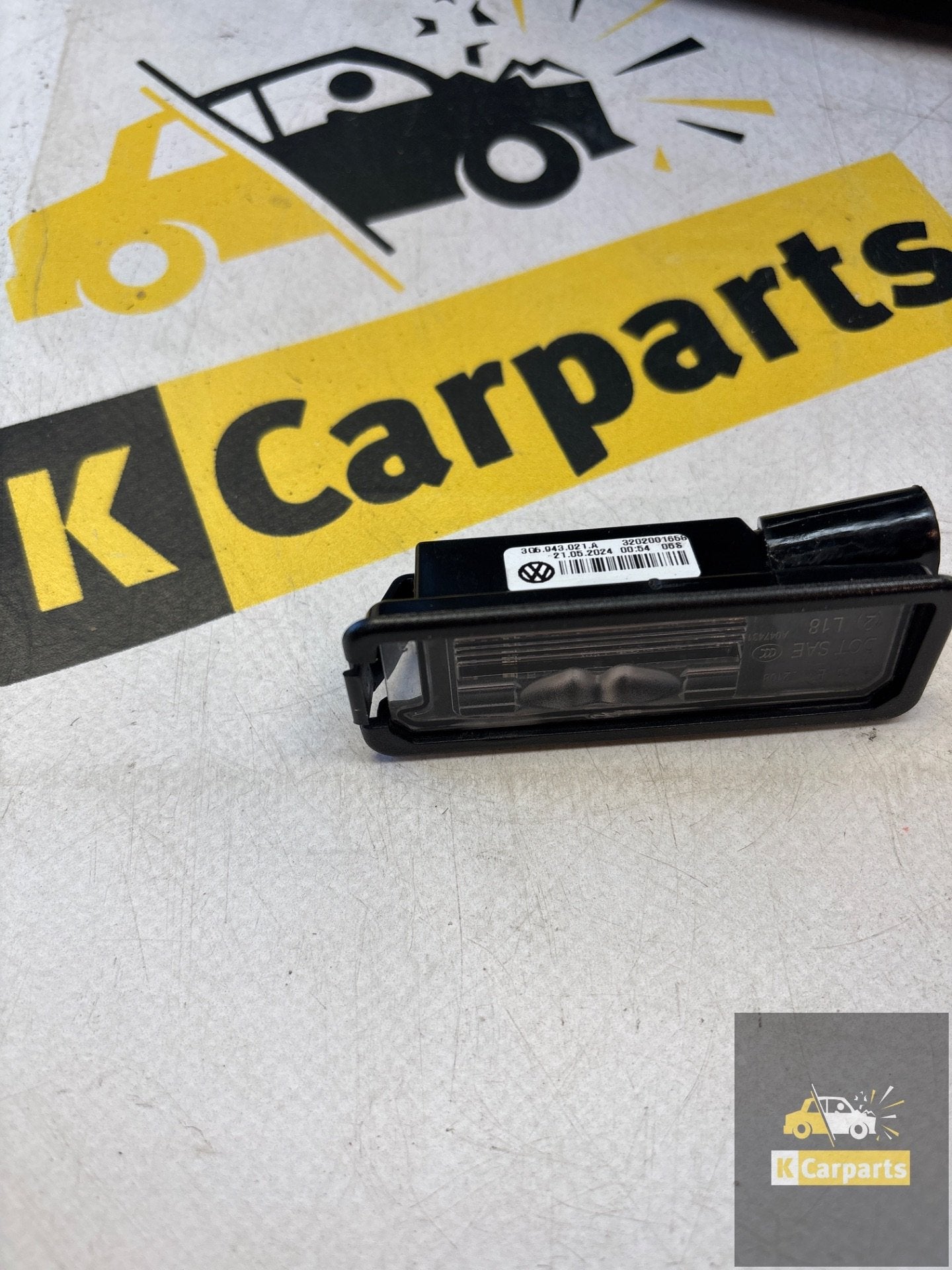 Kenteken verlichting VW Golf 7,8 ORIGINEEL 3G5943021A, Auto-onderdelen, Info@fabrikant.eu, Fabrikant BV, Gebruikt, Fabrikantstraat 1
1000 AA  Amsterdam, NL
