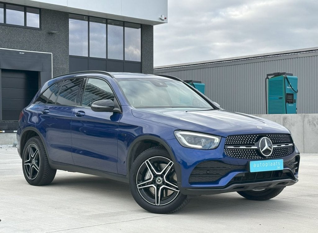 Mercedes GLC 300e 2021 4MATIC Full AMG 90000km, Automaat, Dealer onderhouden, Blauw, Leder
