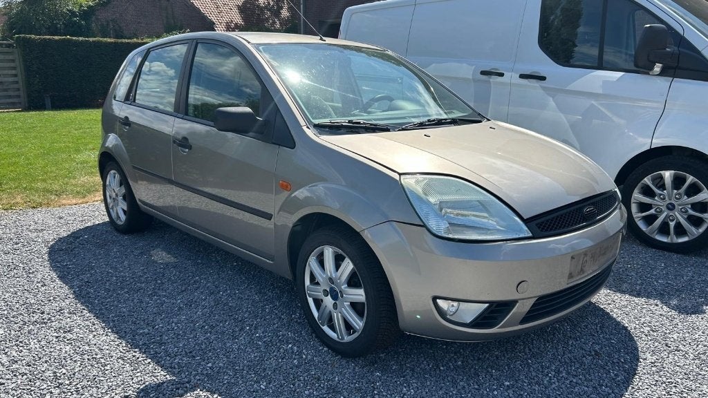Ford Fiesta 1.4 TDCi /Airco/Keuring verkoop/4 Nieuwe banden!, Autos, Achat, Entreprise, Alcantara, 5 portes