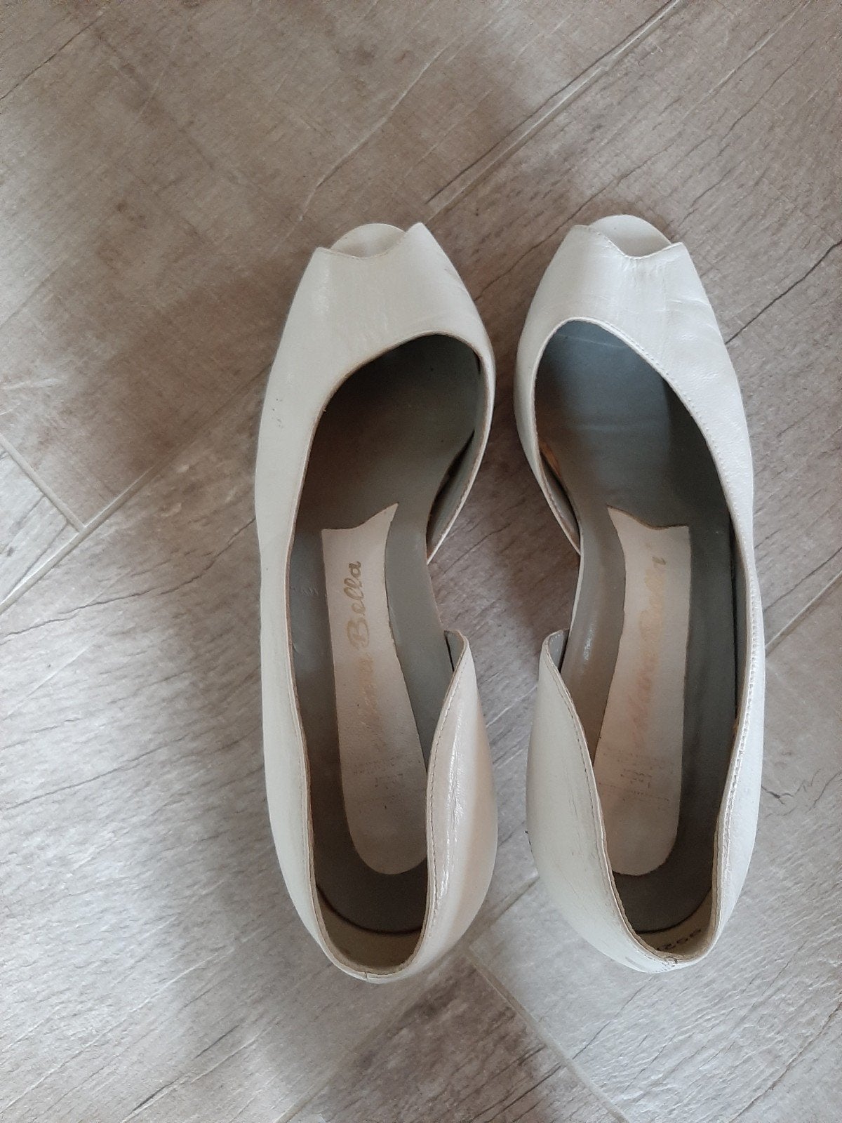 Witte damesschoenen  pumps maat 5, Ophalen, Pumps