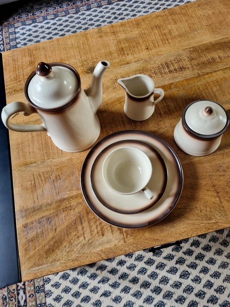 Servies, Ophalen, Zo goed als nieuw