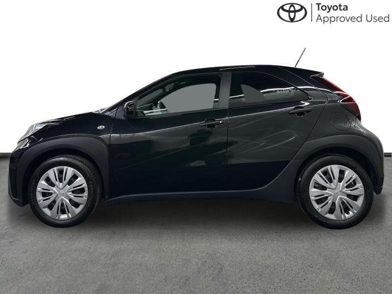 Toyota Aygo Play | camera | carplay, https://public.car-pass.be/vhr/4d2c2578-64c6-41cc-836a-a0172cccf67b, 72 pk, Zwart, Handgeschakeld