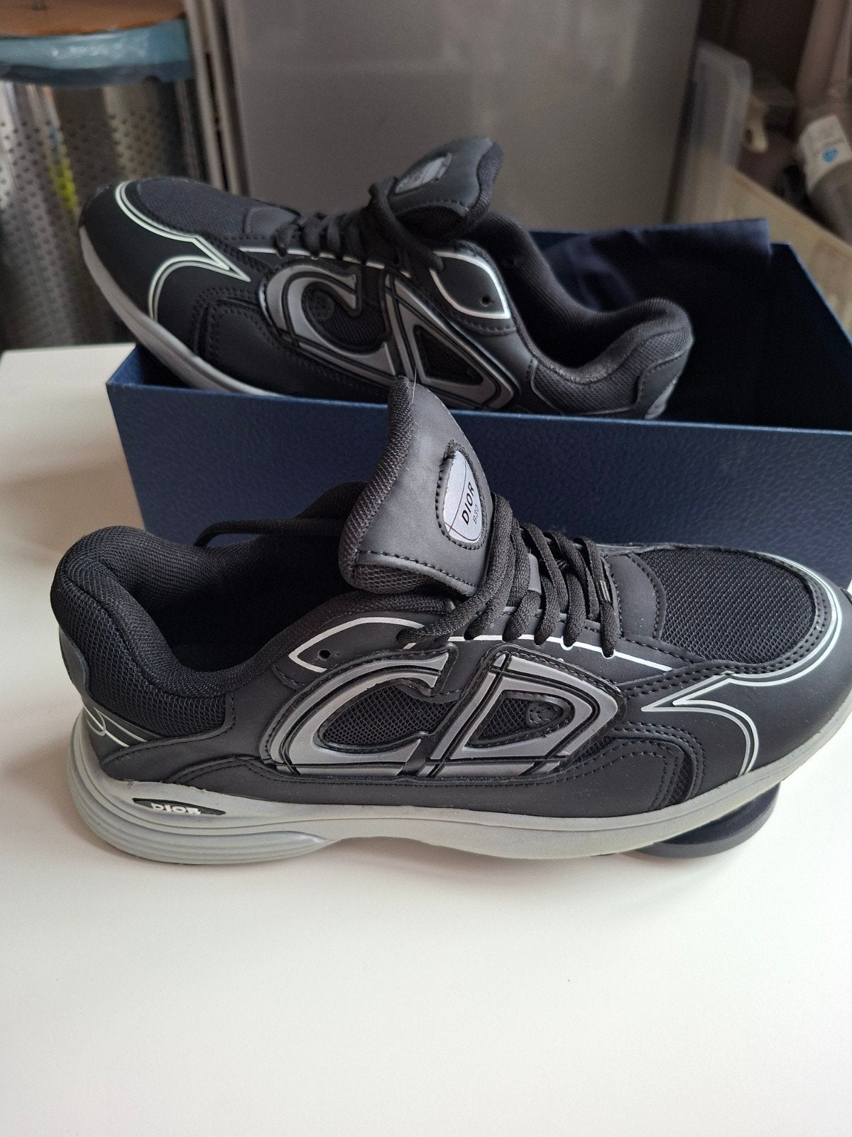 Chaussures DIOR B30, Enlèvement, Neuf, Chaussures