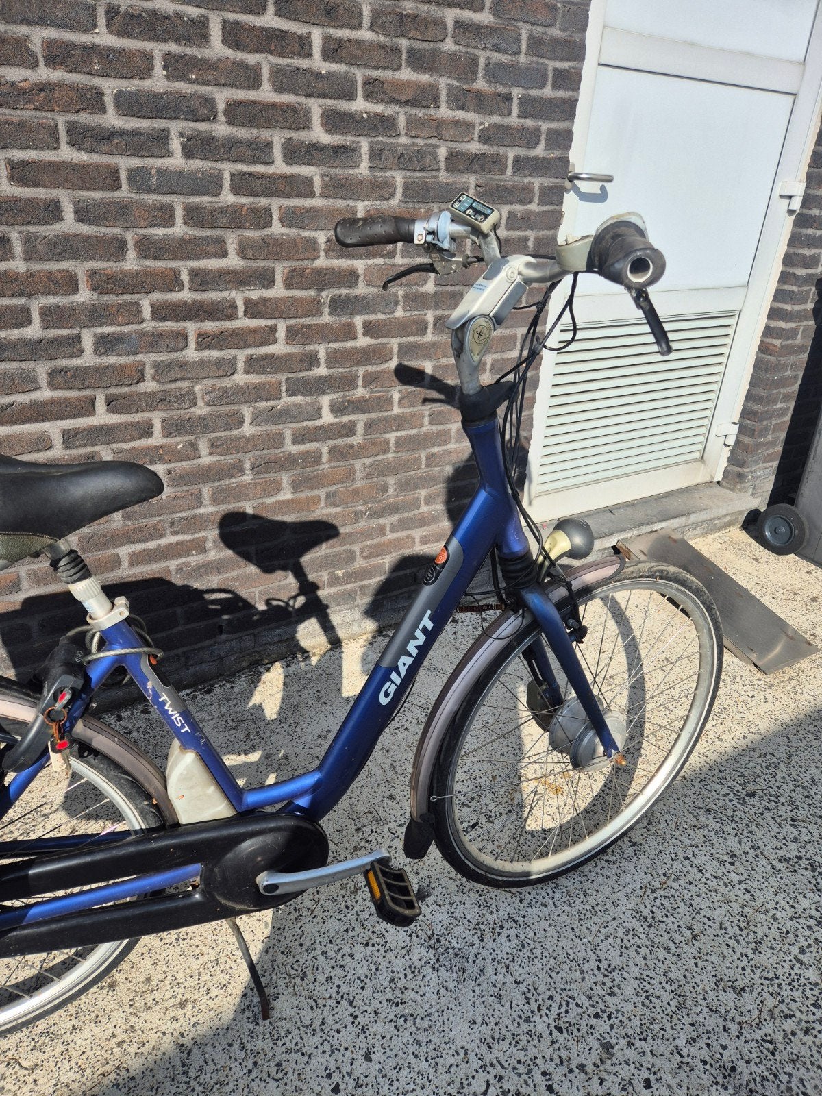 Vélo électrique géant pour femmes pour l'aménagement, Vélos & Vélomoteurs, Accès (extra) bas, Giant, Enlèvement, Utilisé