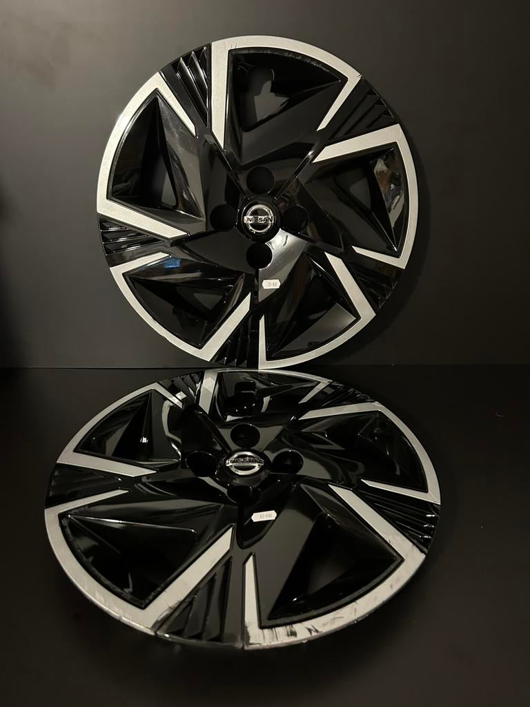 2 enjoliveurs d’origine Nissan micra 16", Enlèvement ou Envoi, Comme neuf
