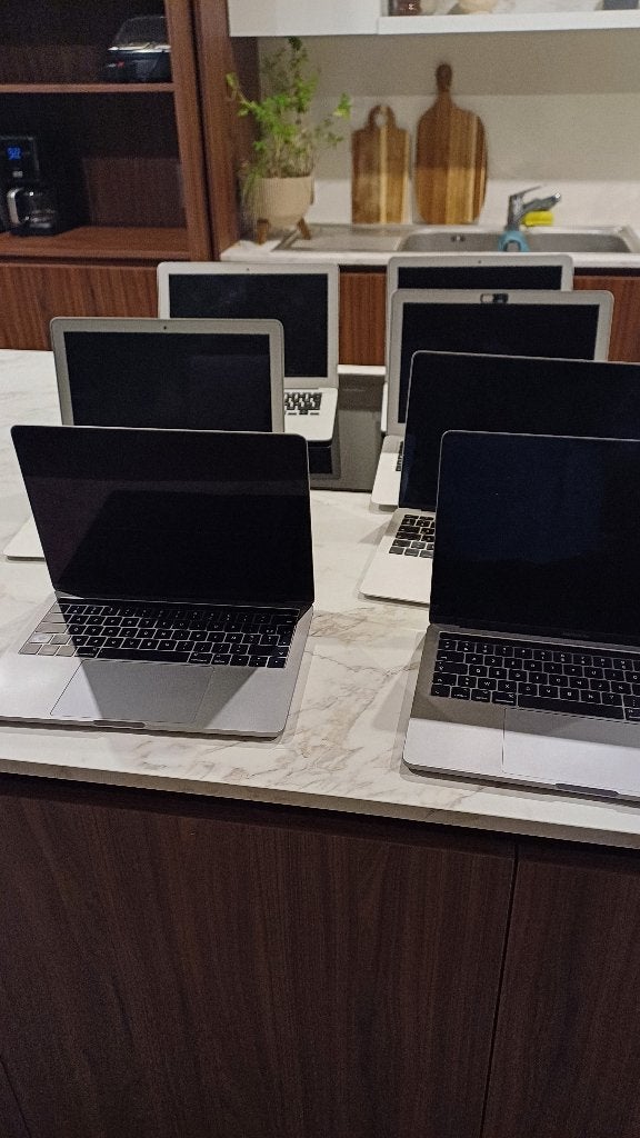 Lot afgedankte macbooks, Informatique & Logiciels, 256 GB, Enlèvement ou Envoi, Moins de 2 Ghz, MacBook