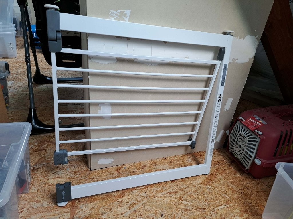 Baby veiligheidshekje - bevestiging zonder boren, Kinderen en Baby's, Ophalen, Overige materialen, Zo goed als nieuw, Klemhekje