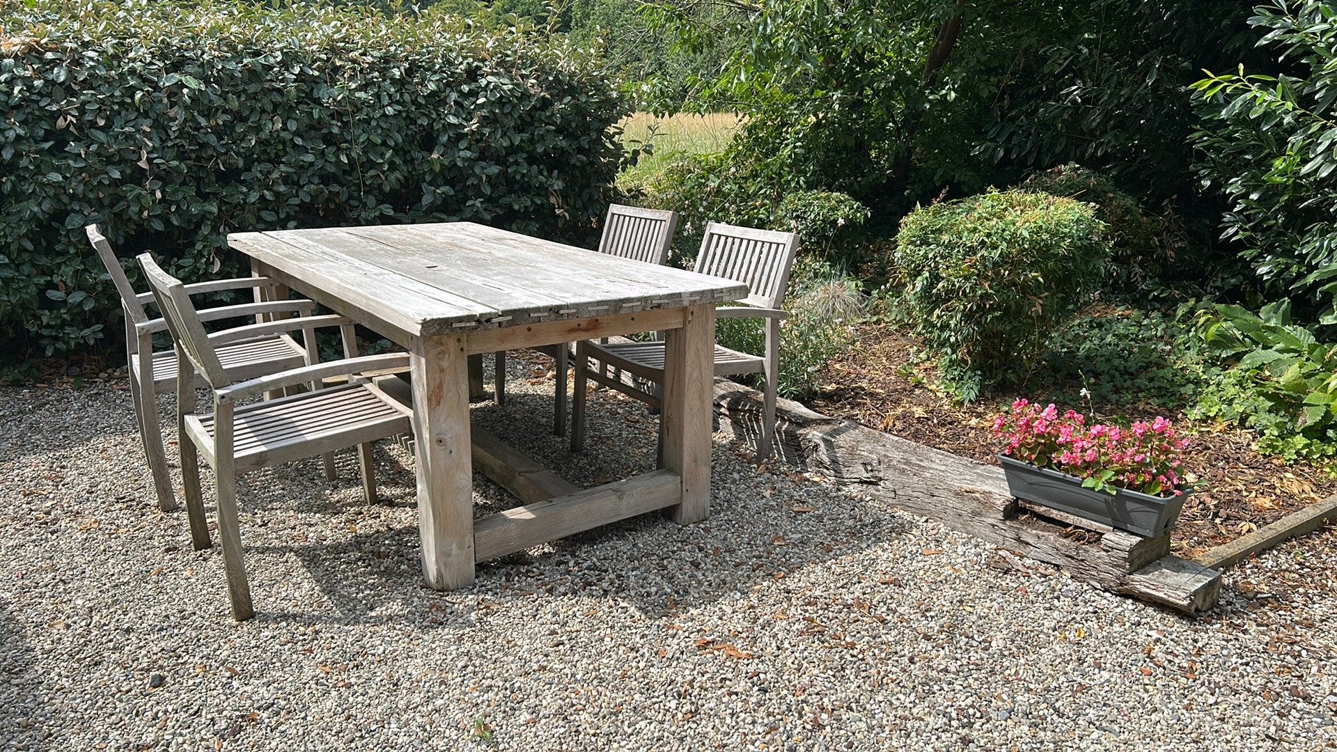 Tuintafel (eettafel) teak met vier stoelen, Table à dinner, Salons de jardin, Utilisé, 6 places