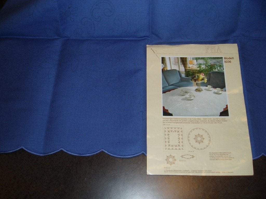 borduren tafellaken blauw, Hobby en Vrije tijd, Borduren en Borduurmachines, Verzenden, Nieuw