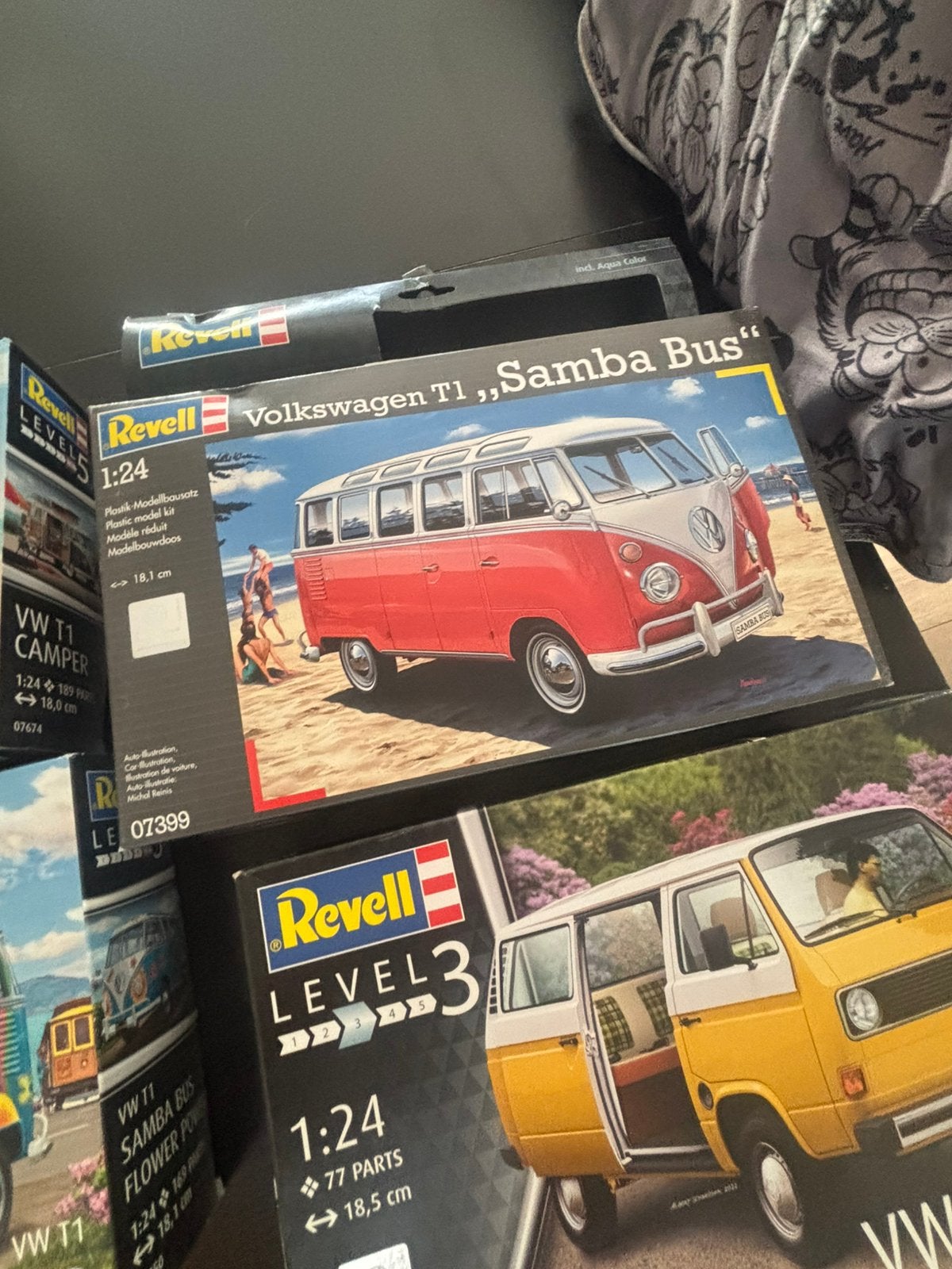 6bouwdozen met verf en lijm, Hobby en Vrije tijd, Ophalen, Auto, Revell, Groter dan 1:32