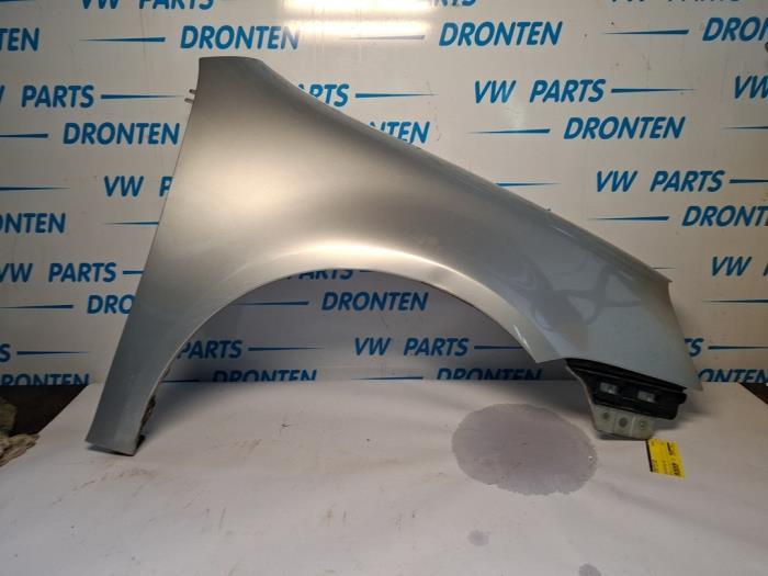 Scherm rechts-voor van een Volkswagen Golf (LA7W), Auto-onderdelen, Gebruikt, -, Volkswagen, -