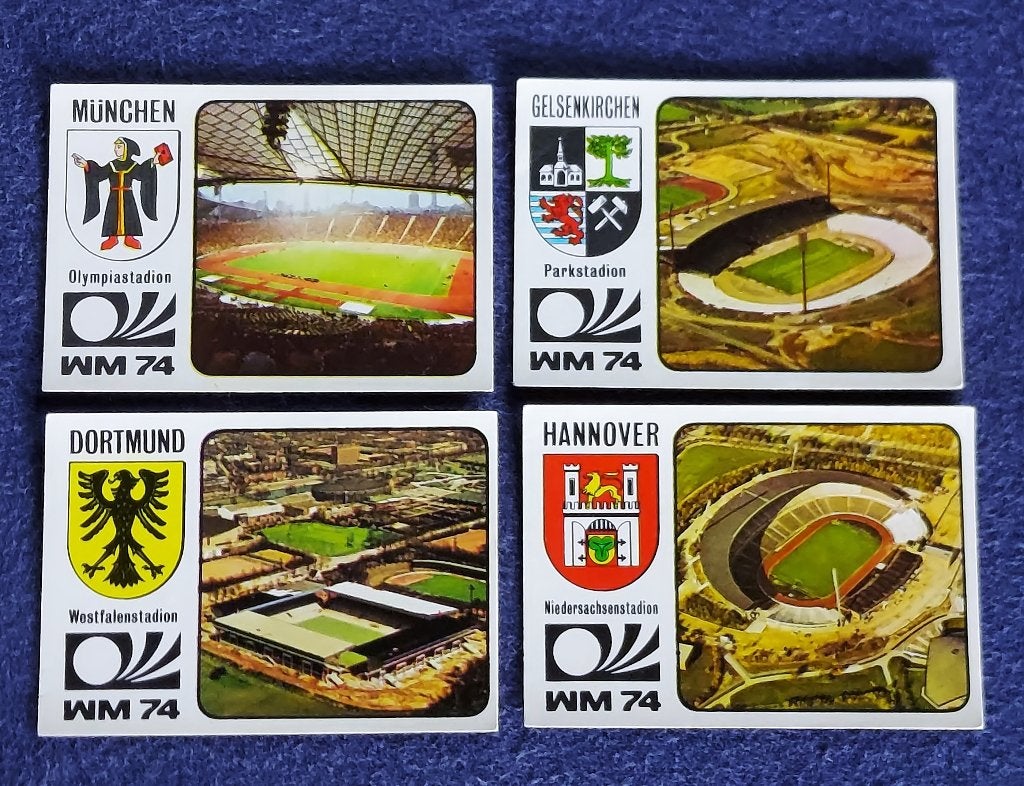 4 versch. Panini stickers voetbal ' WK 1974 - stadions ', Ophalen of Verzenden, Nieuw, Meerdere stickers