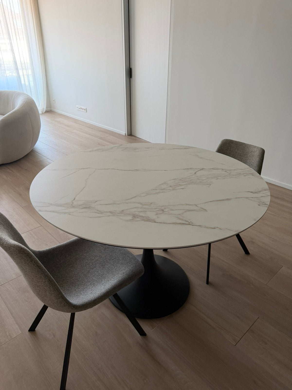 Eettafel, Ophalen, Zo goed als nieuw