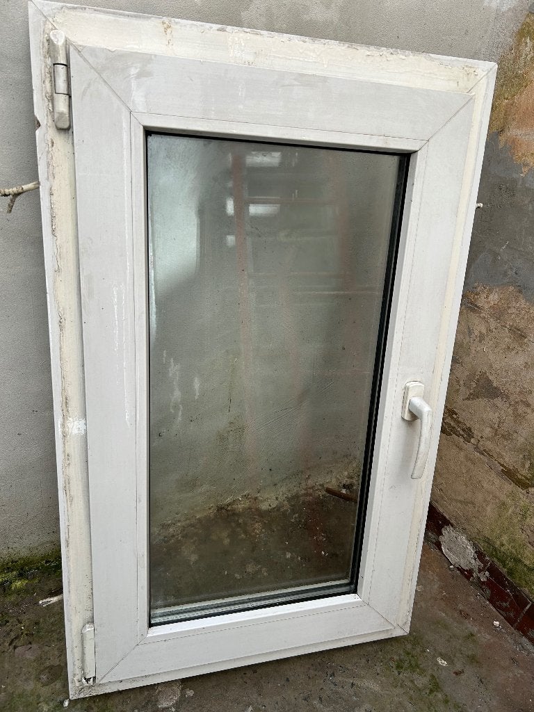 Draai kiepraam 98,5cm x 61cm, Doe-het-zelf en Bouw, Gevelraam of Ruit, Gebruikt, Minder dan 80 cm, 80 tot 120 cm